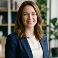 Sarah Mitchell headshot